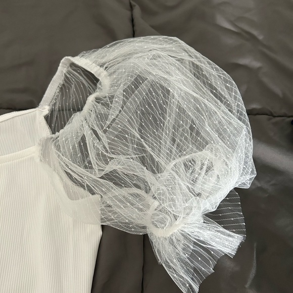 Top - Picture 2 of 5